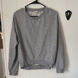262 - Gray Crewneck Sweatshirt
